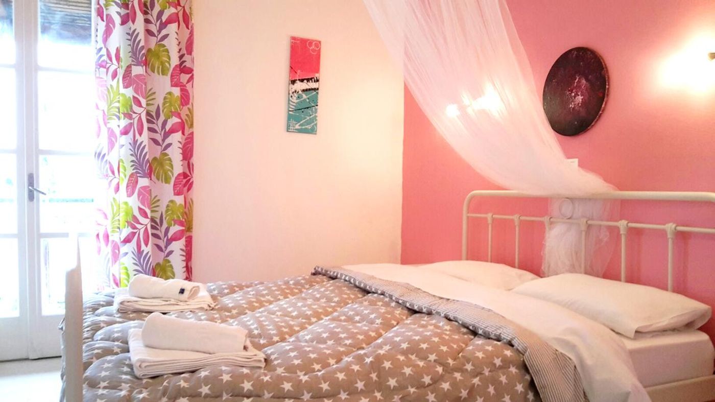 9 Muses Sea View Studios