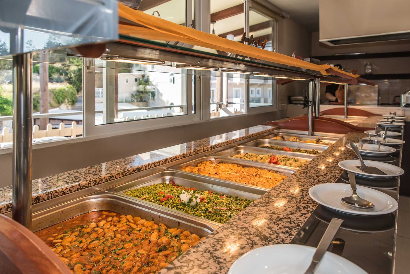 Planos-Beach-Aparthotel-Restaurant-29