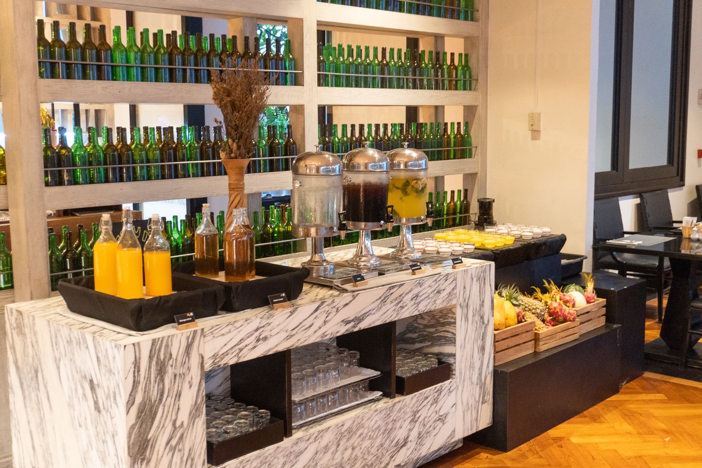 Movenpick-Hotel-Sukhumvit-15-Bangkok-Restaurant-15