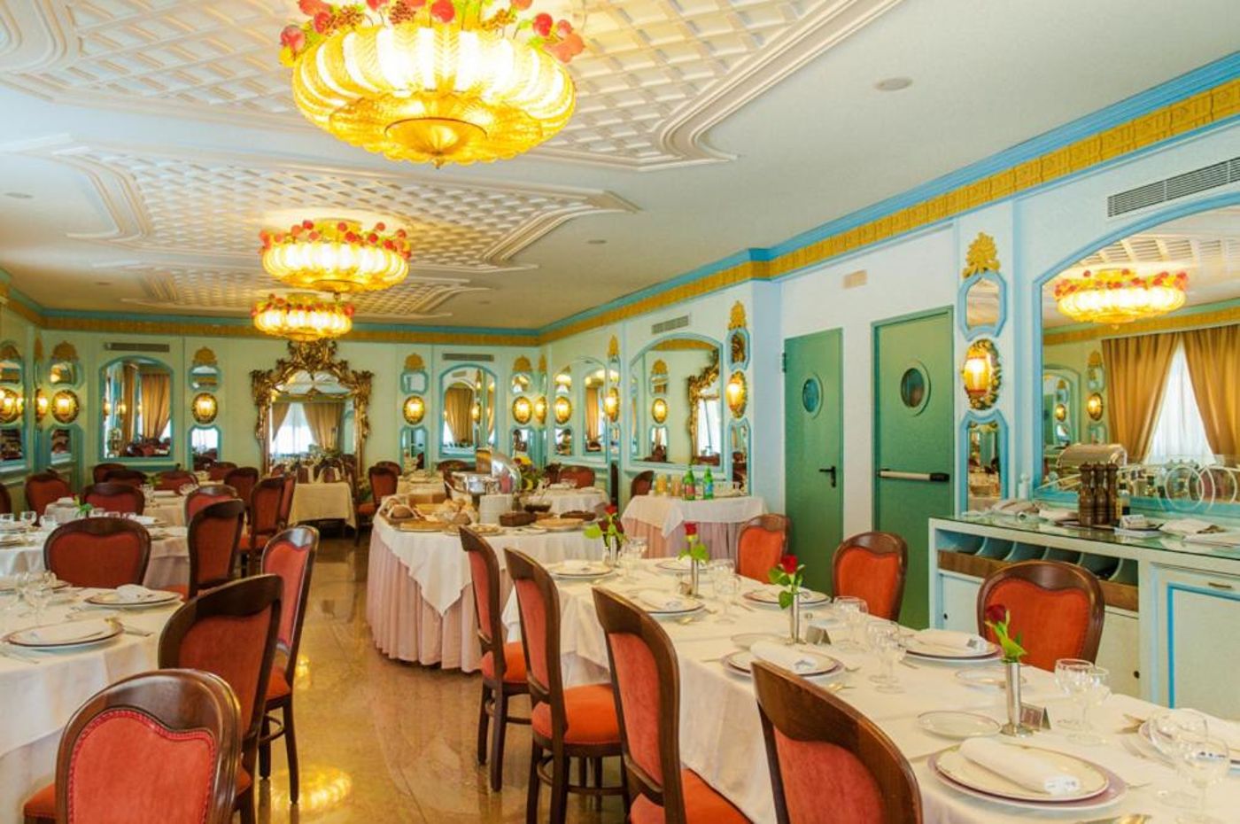 Eliseo-Park-s-Restaurant-22