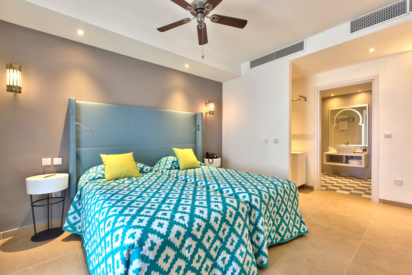 db San Antonio Hotel + Spa