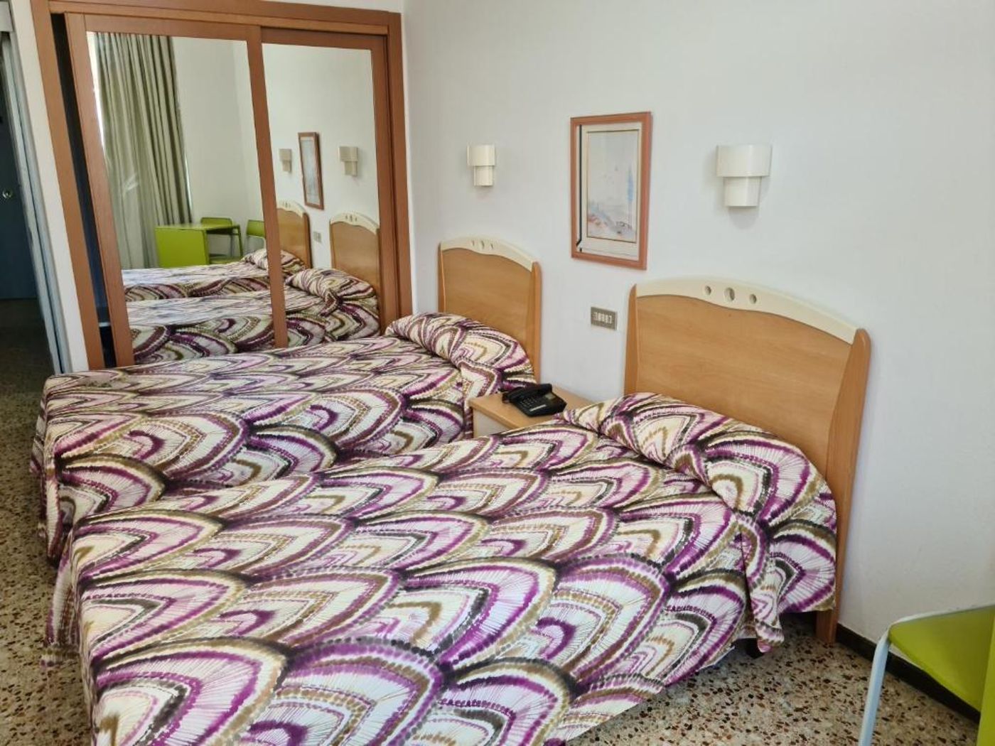 Catalina-Park-Room-3