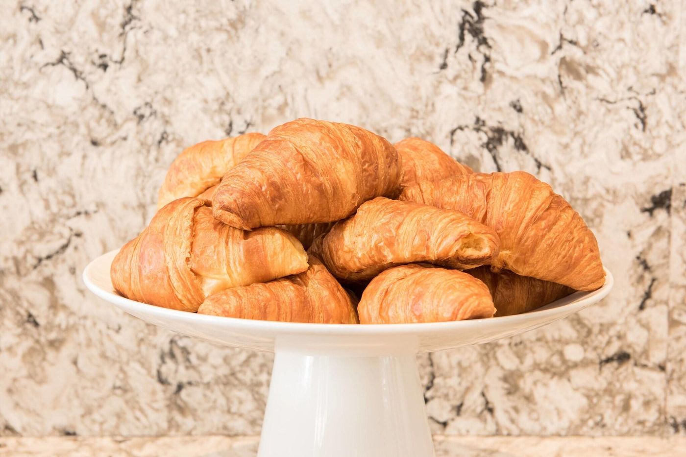 Ac-Hotel-By-Marriott-Boston-Cleveland-Circle-Restaurant-53