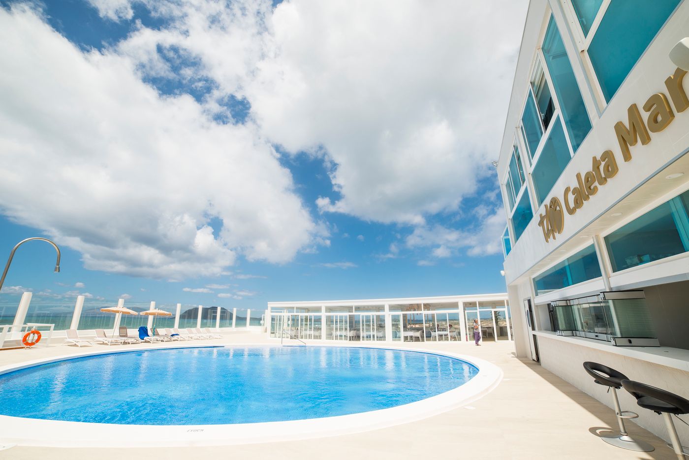 Hotel-Boutique-Tao-Caleta-Mar-Pool-1