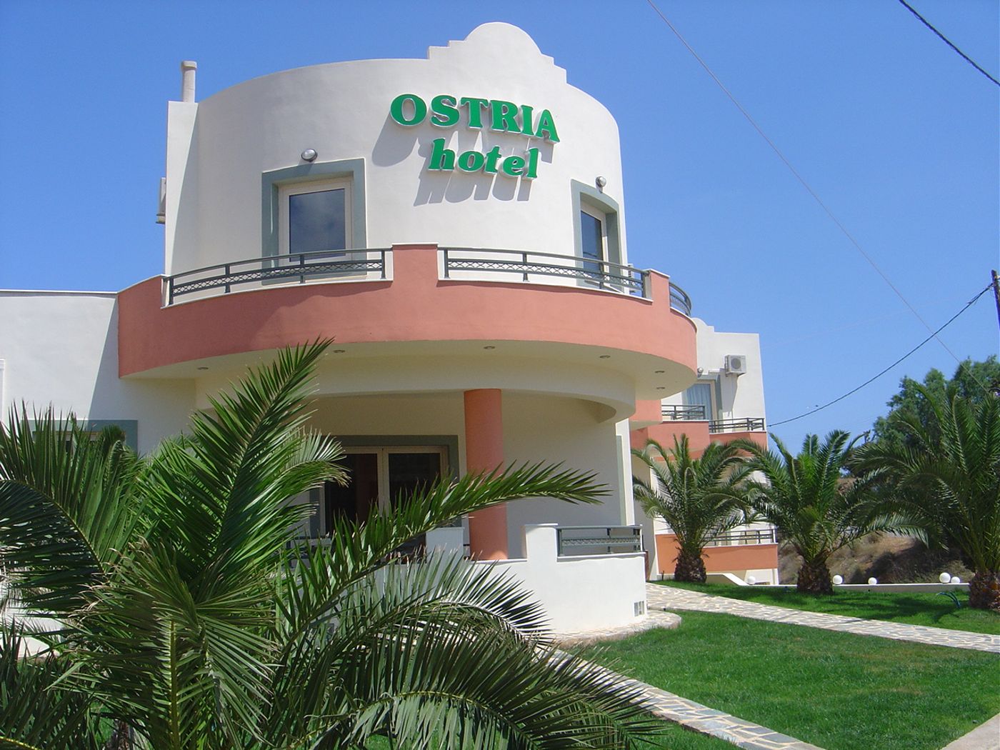Ostria Hotel