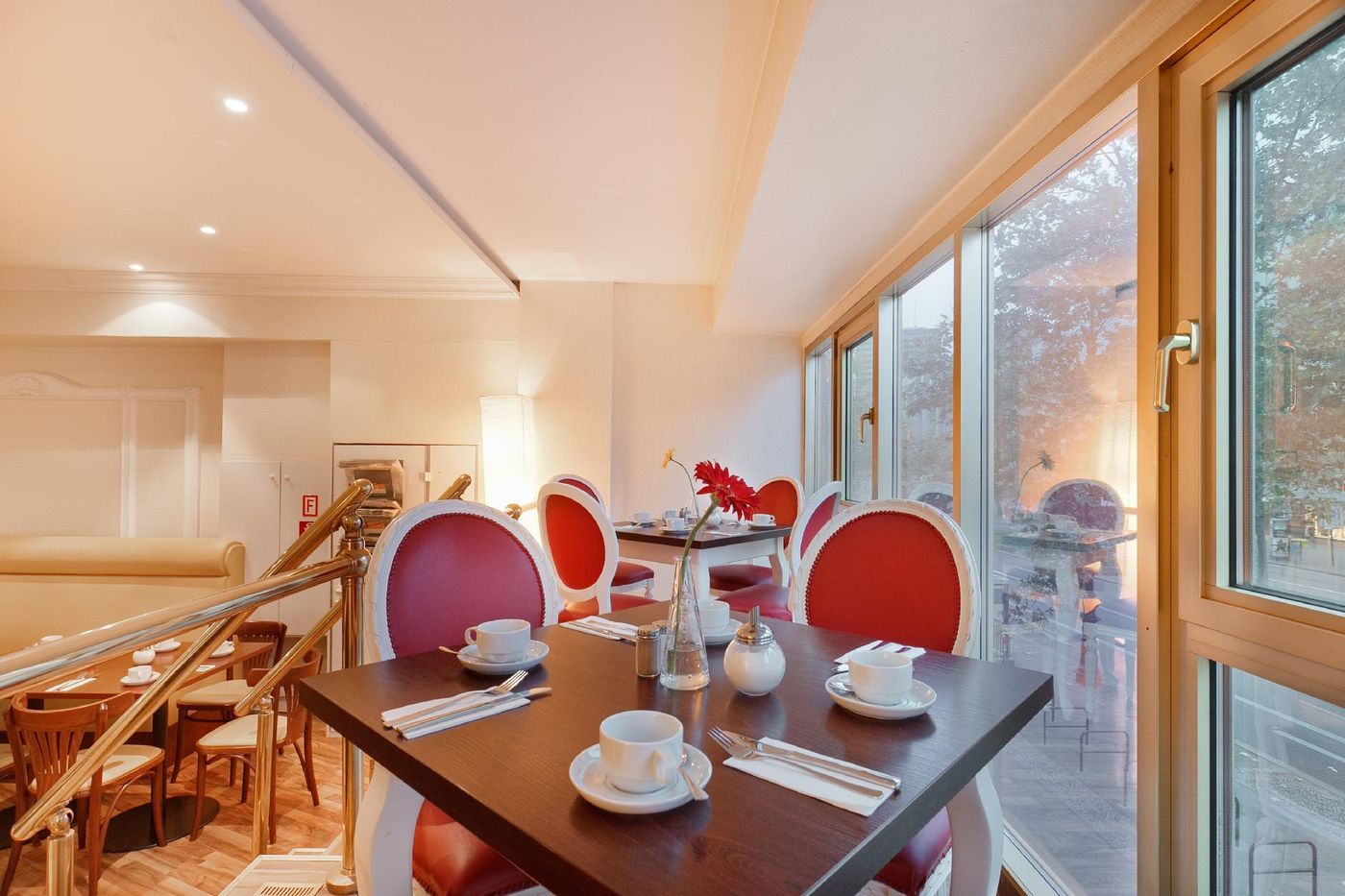 Azimut-Hotel-Kurfuerstendamm-Berlin-Restaurant-2