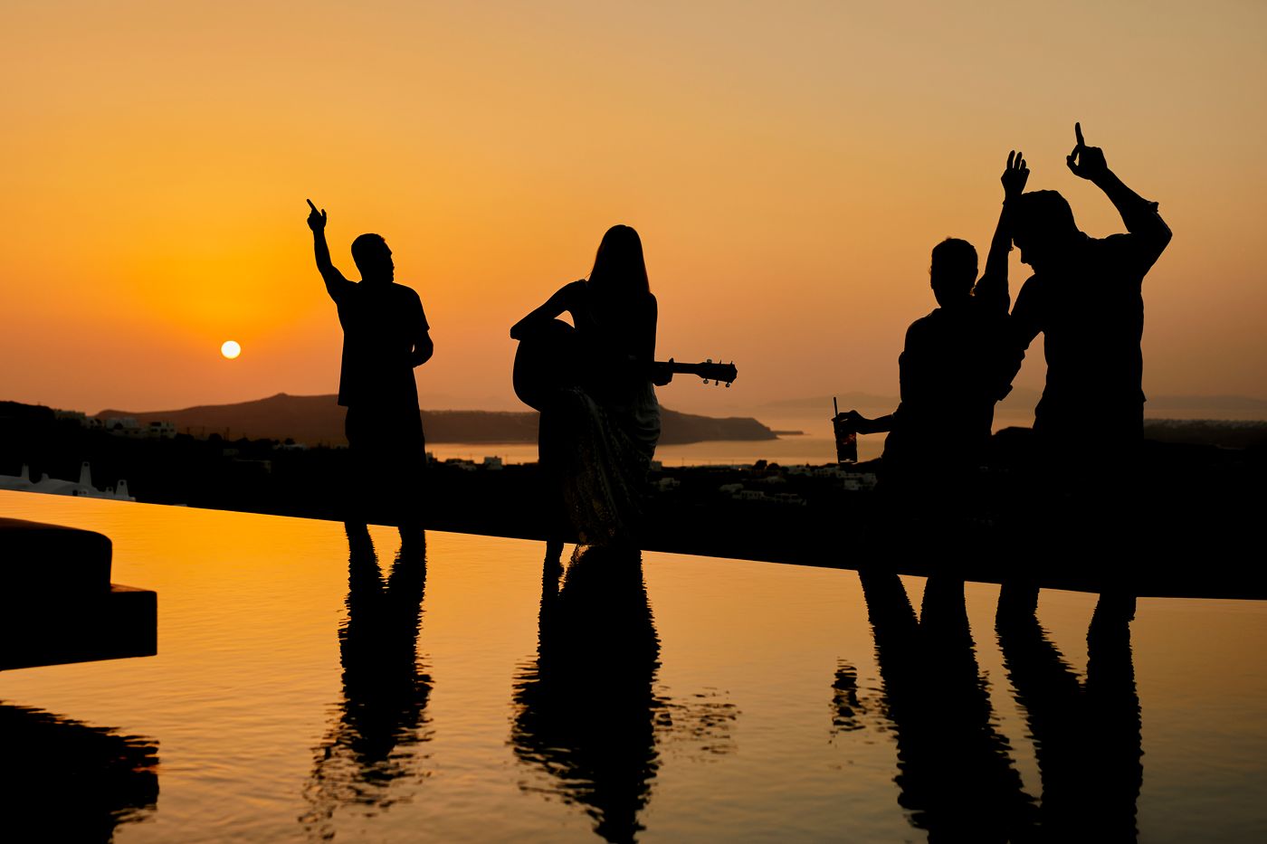 North-Santorini-A-Luxury-Spa-Hotel-Sports-and-Entertainment-35