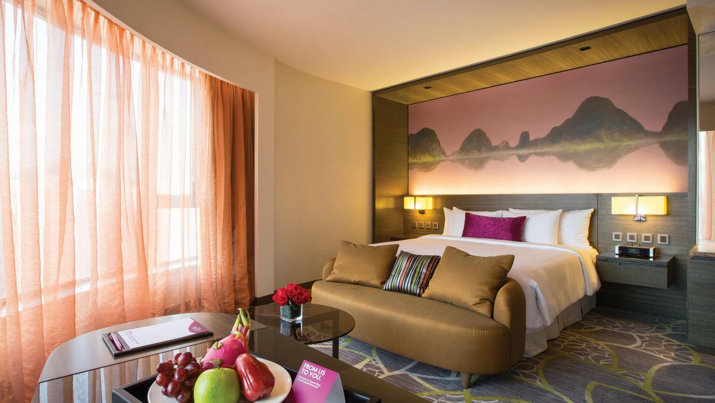 Crowne-Plaza-Hong-Kong-Kowloon-East-Room-24