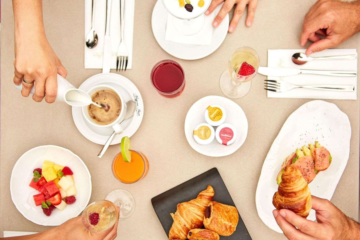 Migjorn-Ibiza-Suites-and-Spa--Restaurant-54