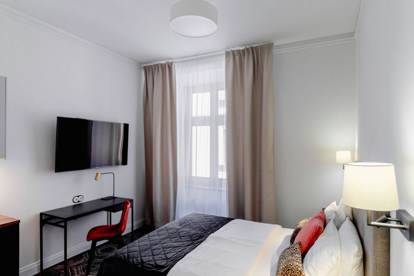 N33 Premium Apartments Old Town - Destigo Hotels-Poland-Krakow-Room-7