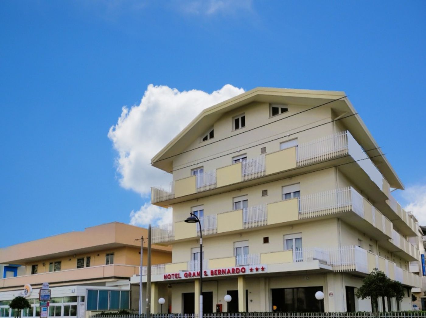 Hotel Gran San Bernardo-Italy-RICCIONE -General view-8