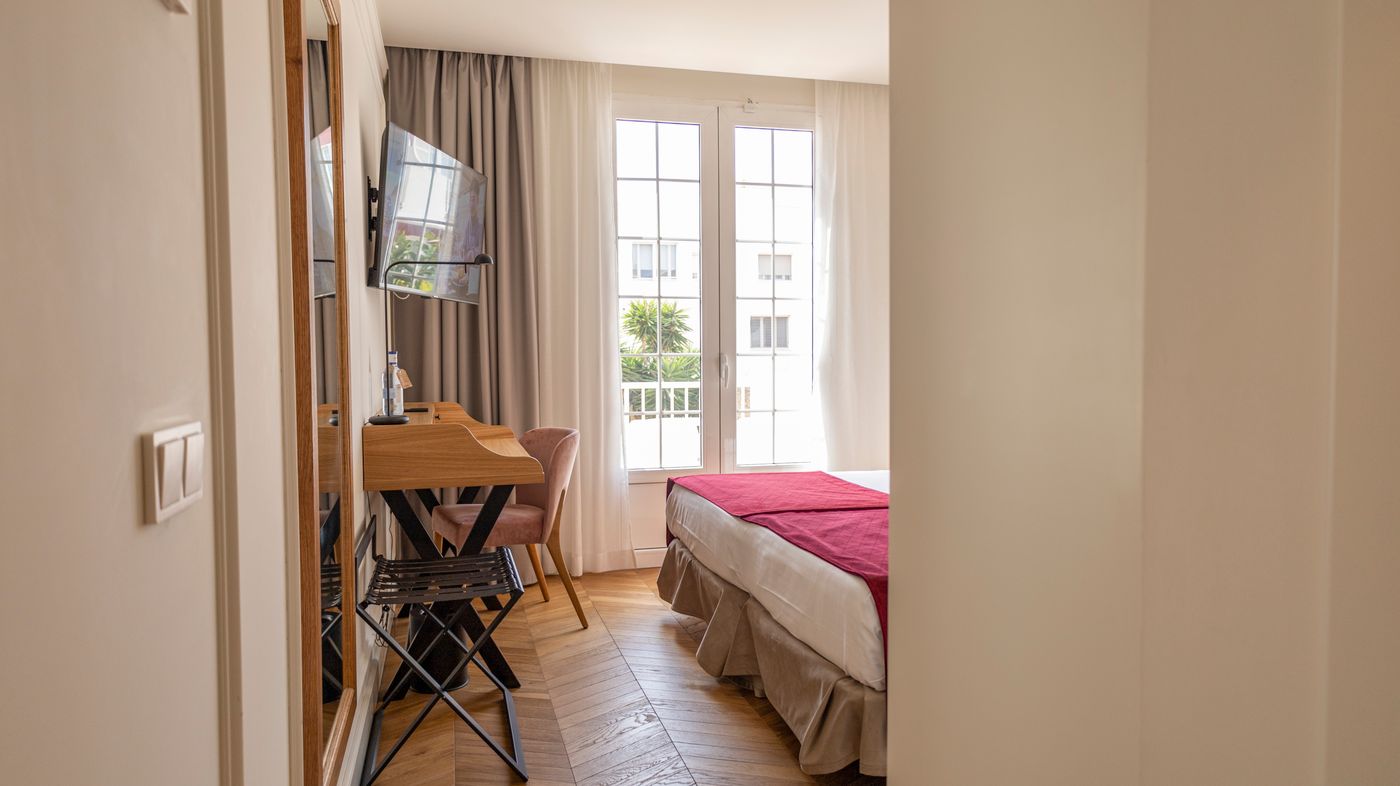 Seth-Port-Mahon-Room-36