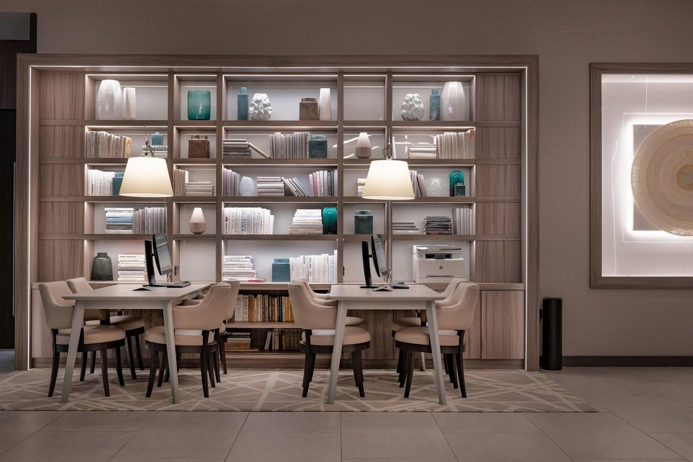 Ac Hotel Manchester City Centre-United Kingdom-Manchester-General view-3