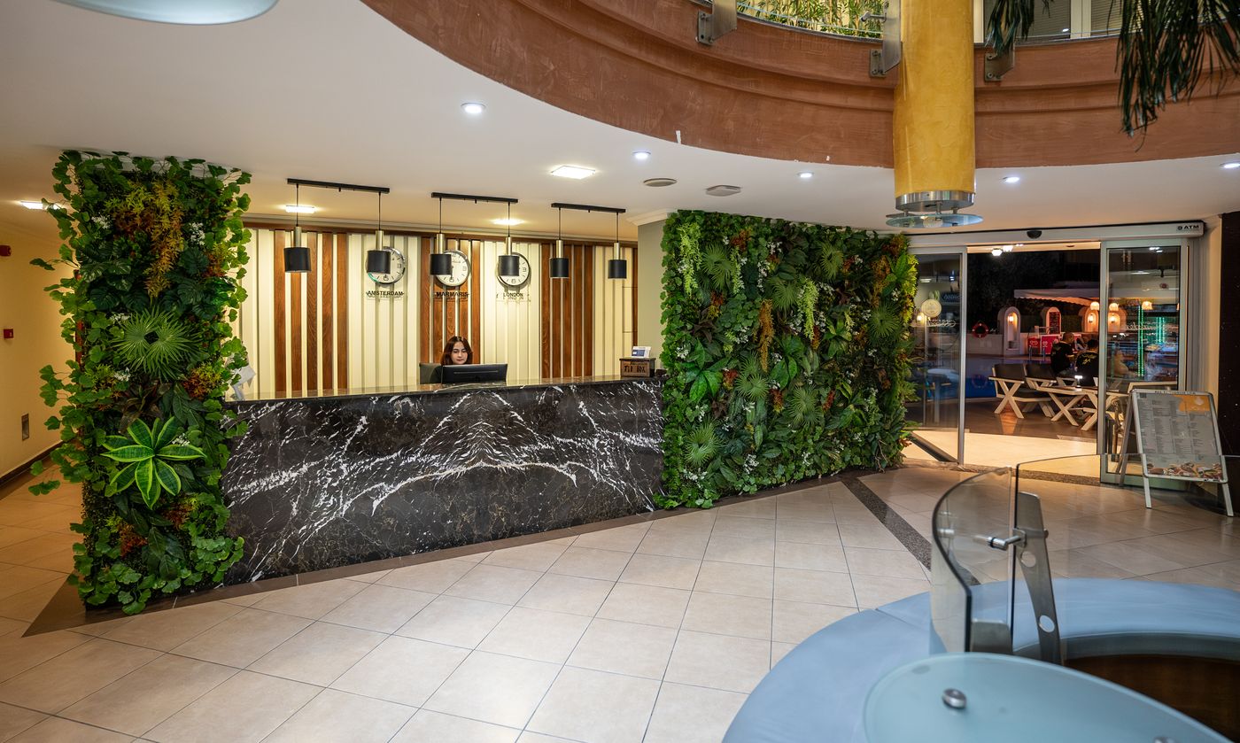 Club-Karakas-Lobby-69