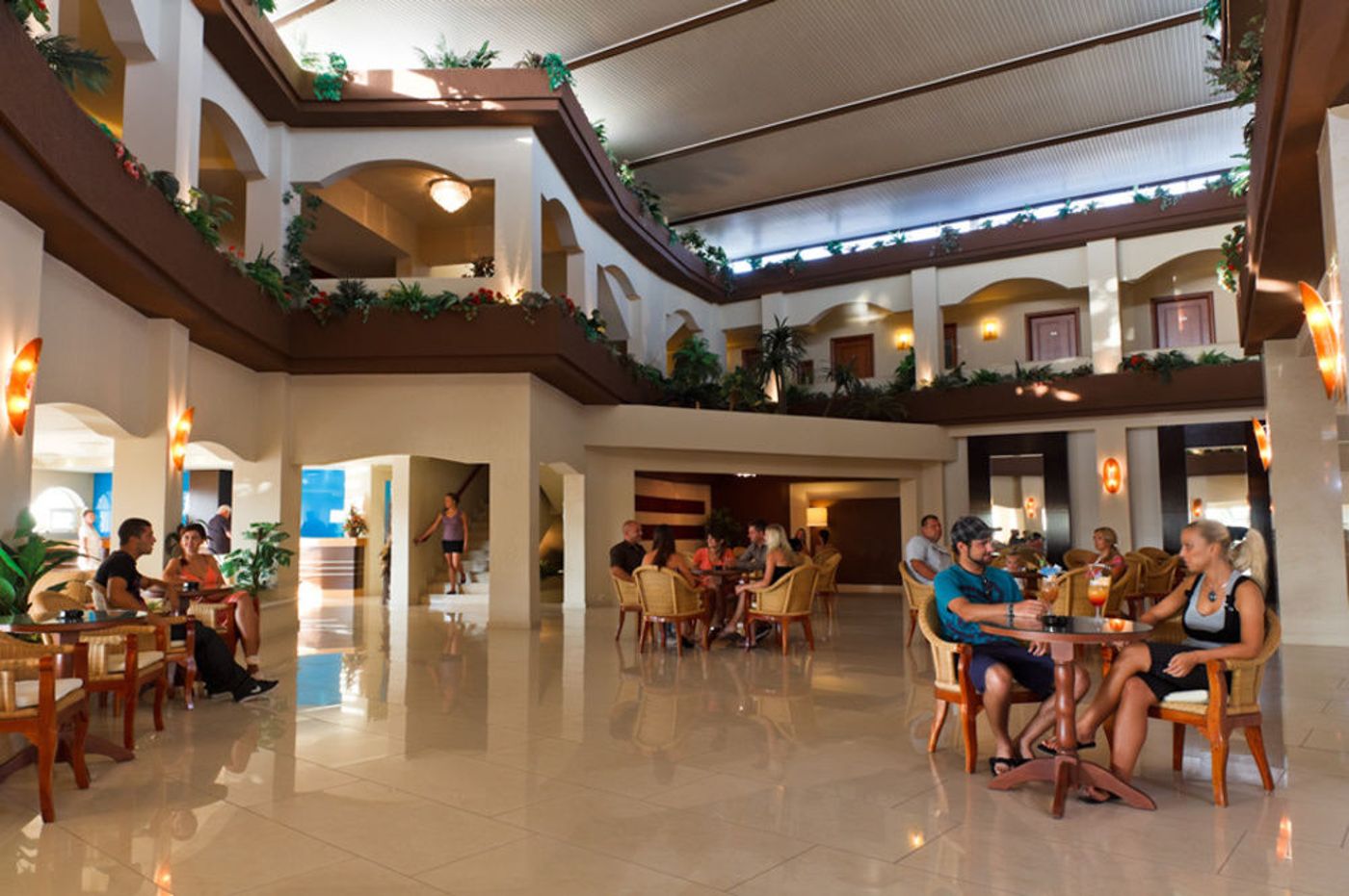 Sandy-Beach-Lobby-20
