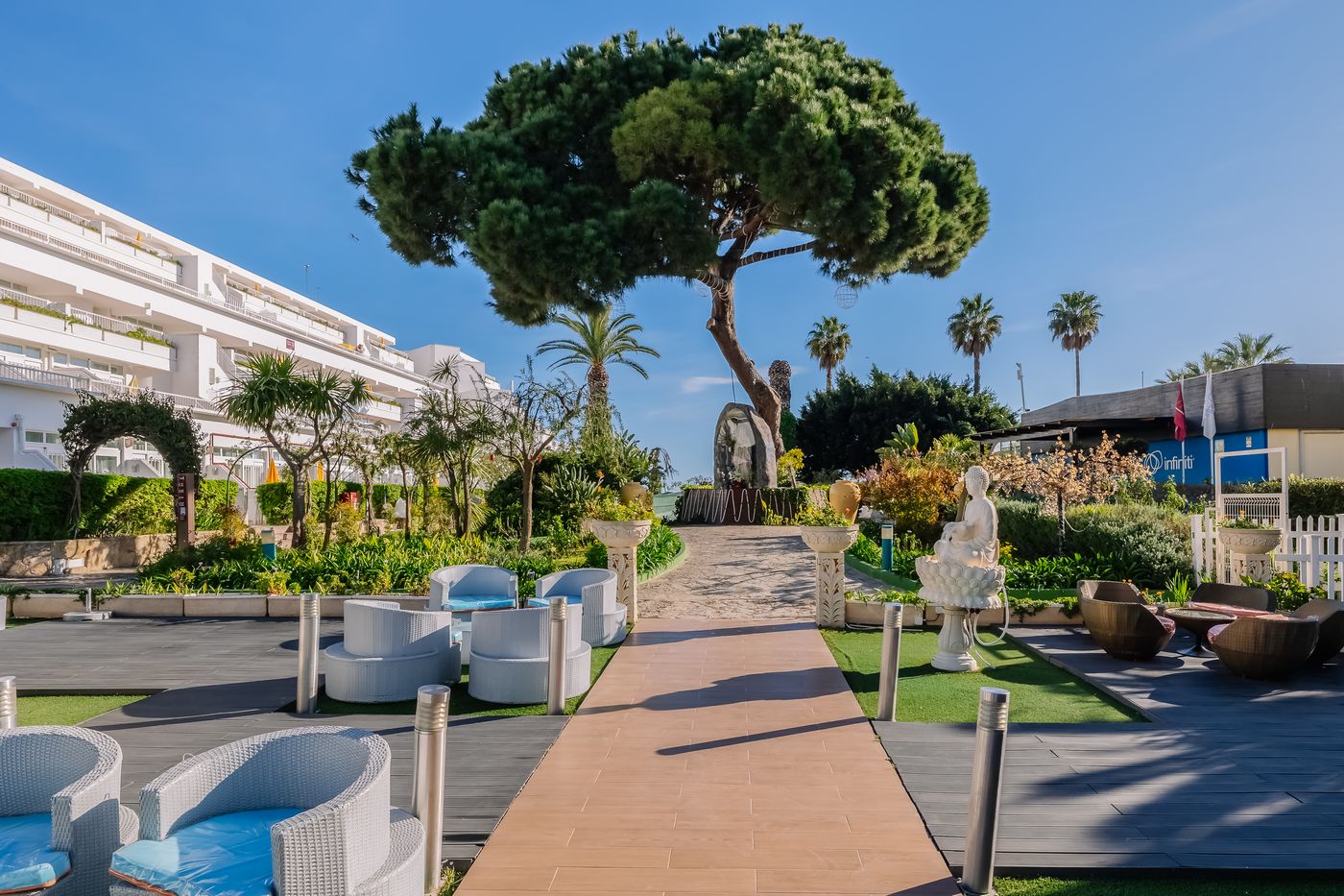 Muthu-Clube-Praia-da-Oura-General-view-11