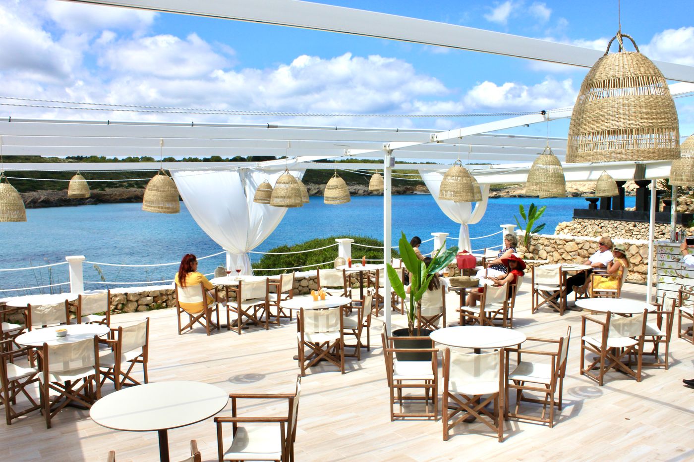 Beach-Club-Restaurant-14