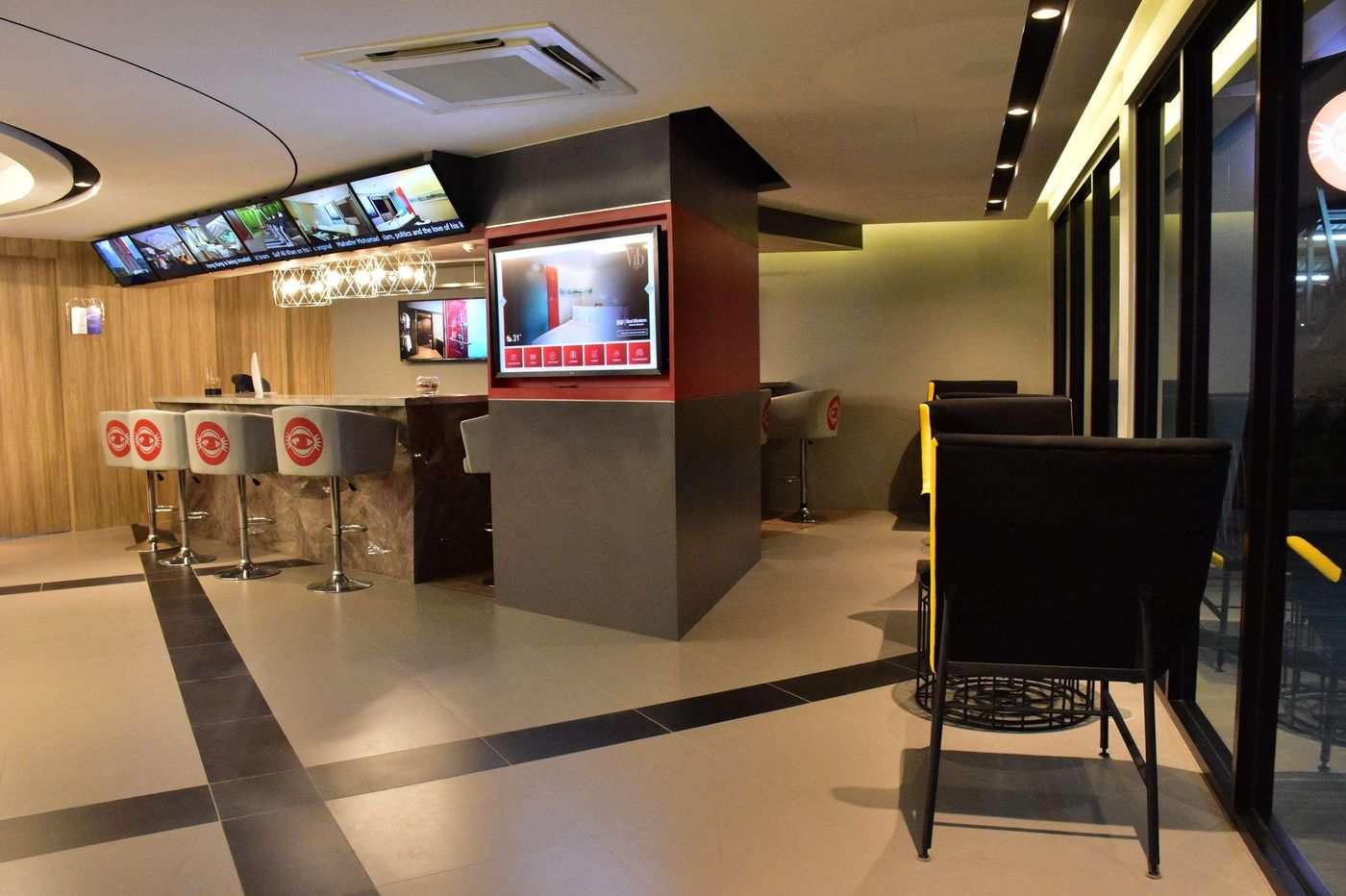 Vib-Best-Western-Sanam-Pao-Bar-16