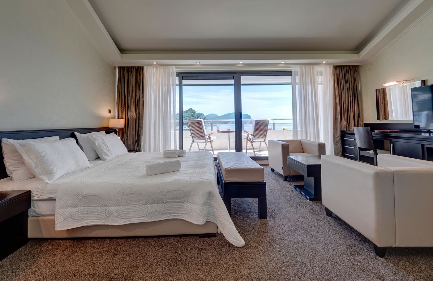 Monte-Casa-Spa-Wellness-de-Luxe-Room-10