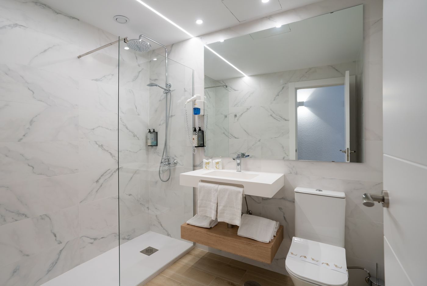 Sandos-Griego-Room-16