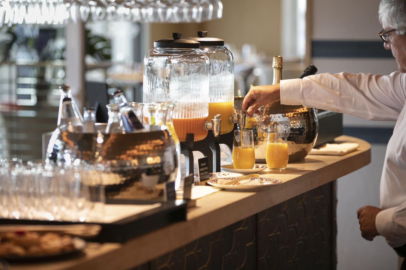 Only-You-Hotel-Malaga-Restaurant-64