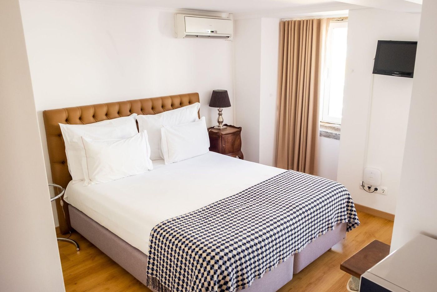 Casa-Do-Patio-Bed---Breakfast-Room-19