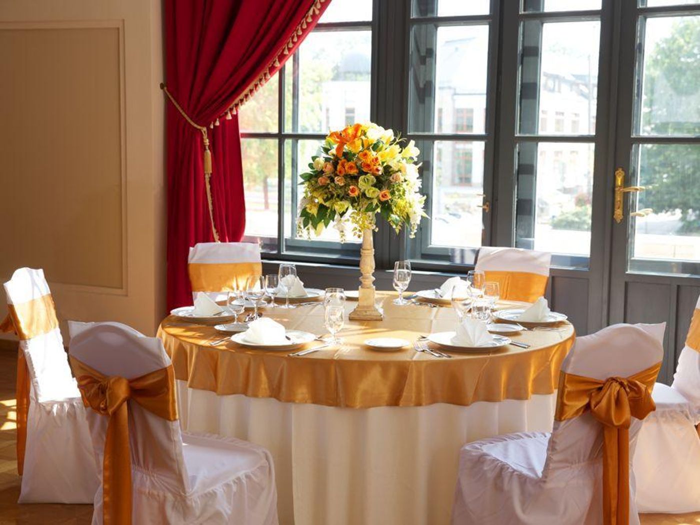 Queen-Elizabeth-Hotel-General-view-19