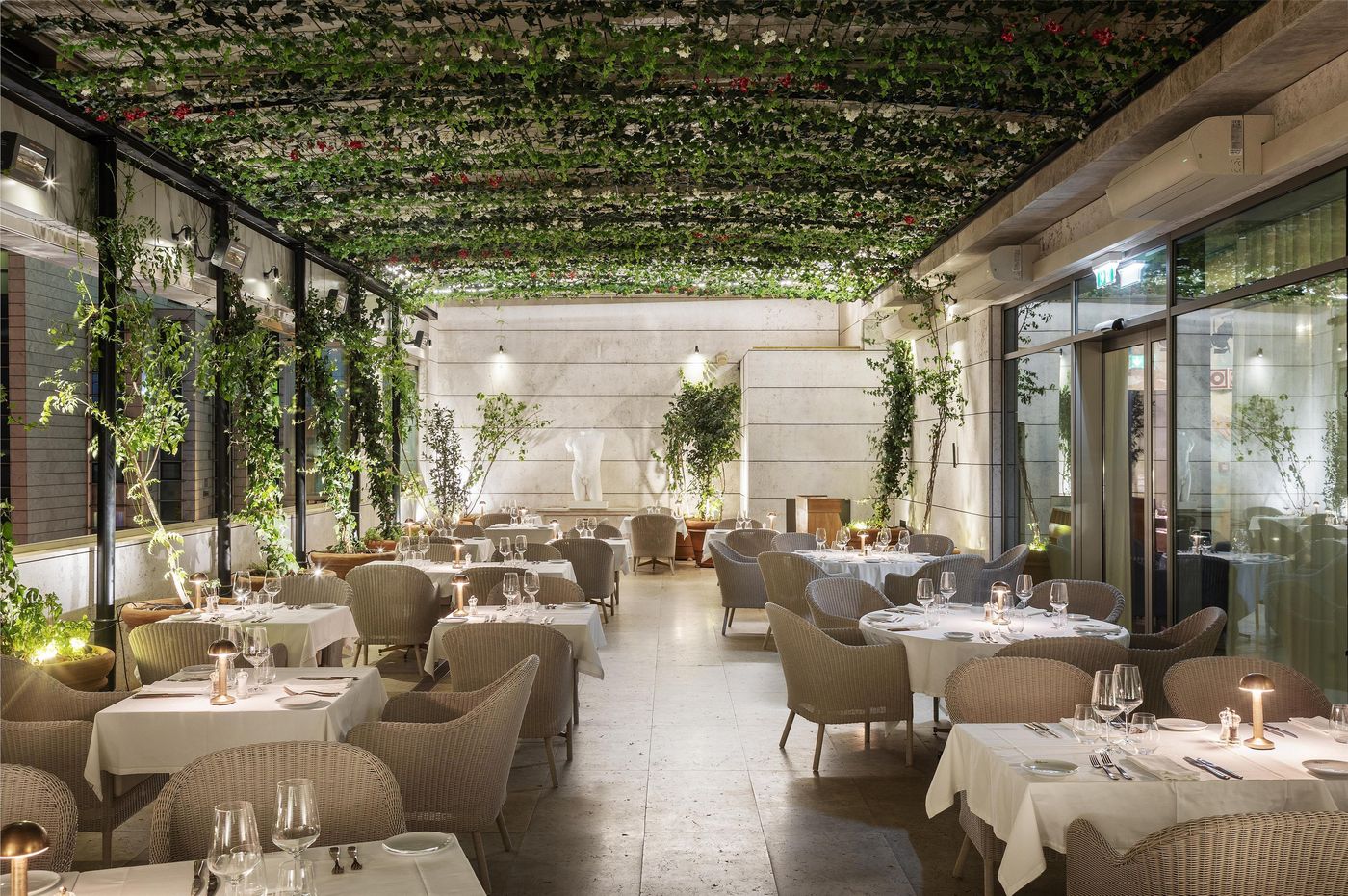 Epic-SANA-Marques-Restaurant-1