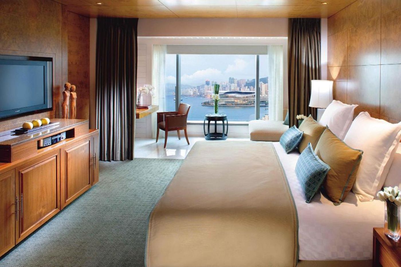 Mandarin-Oriental--Hong-Kong-Room-11