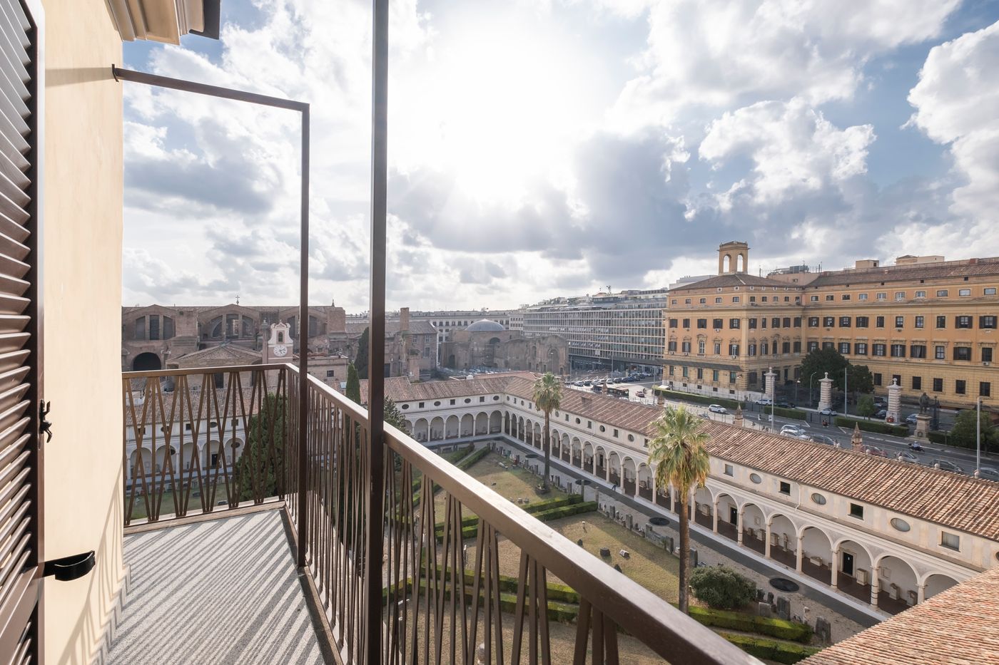 Camplus-Hotel-Roma-Centro-Room-2