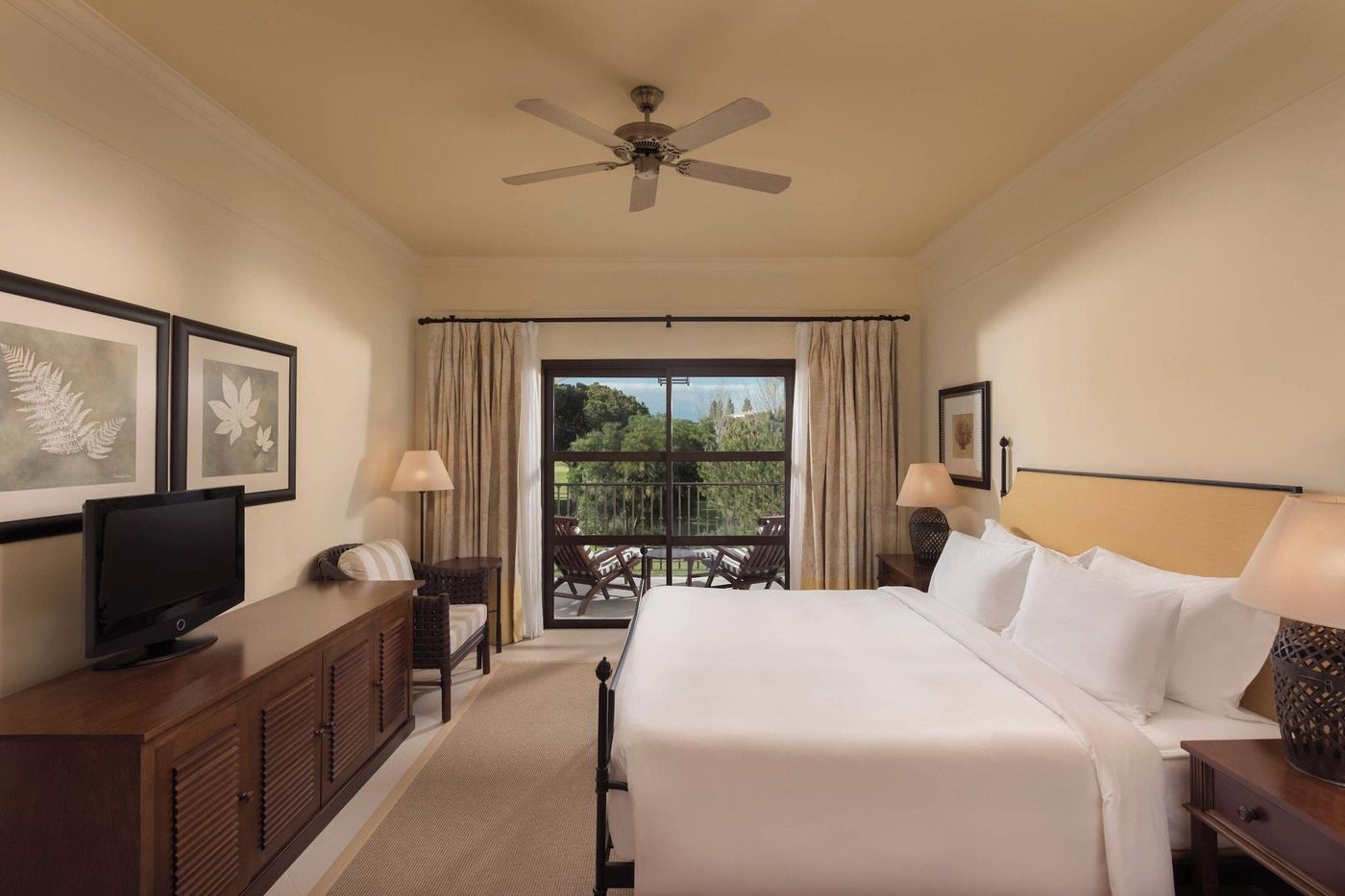 Pine-Cliffs-Residence-Room-32