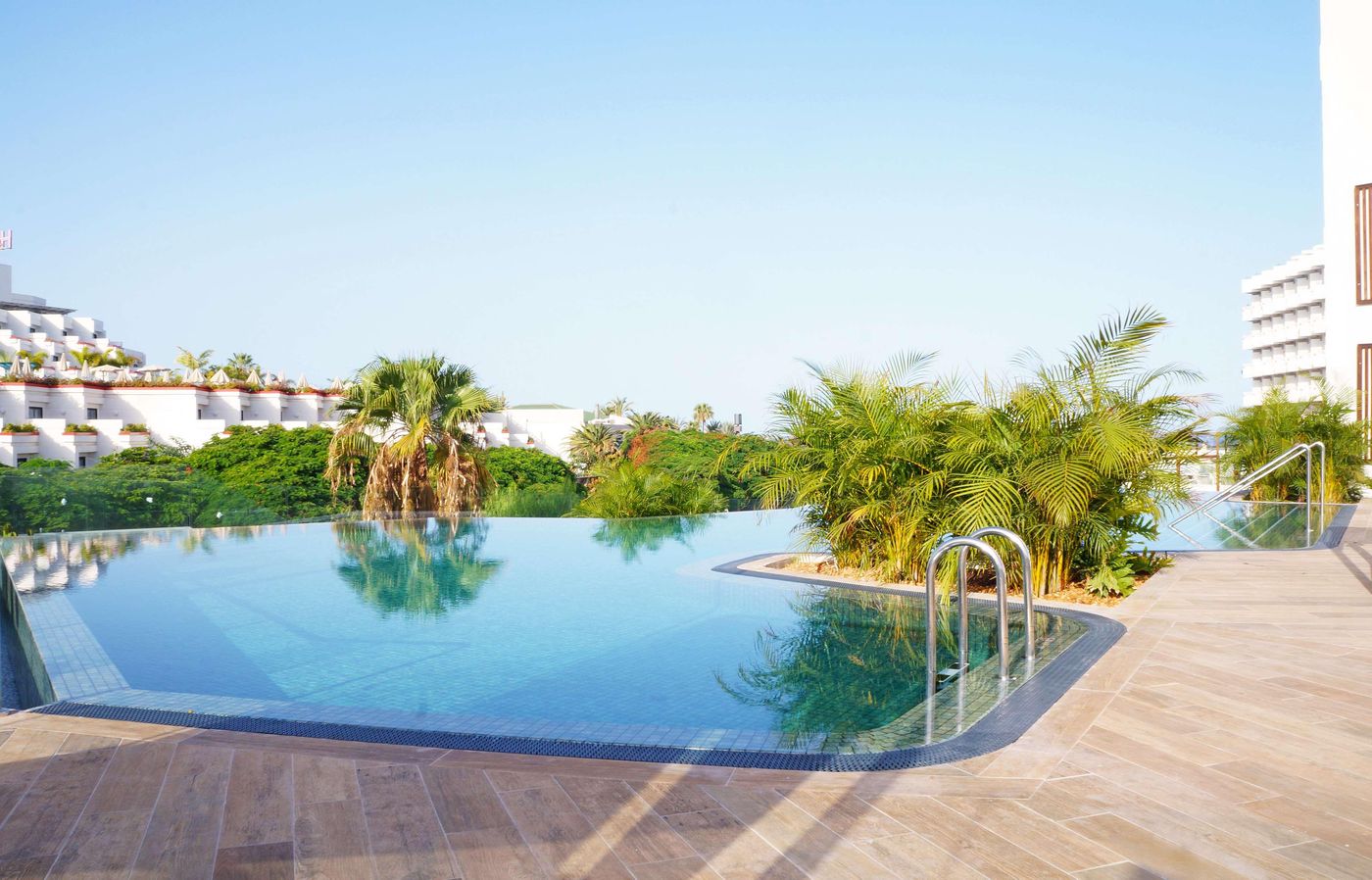 Alexandre-Hotel-Troya-Pool-12