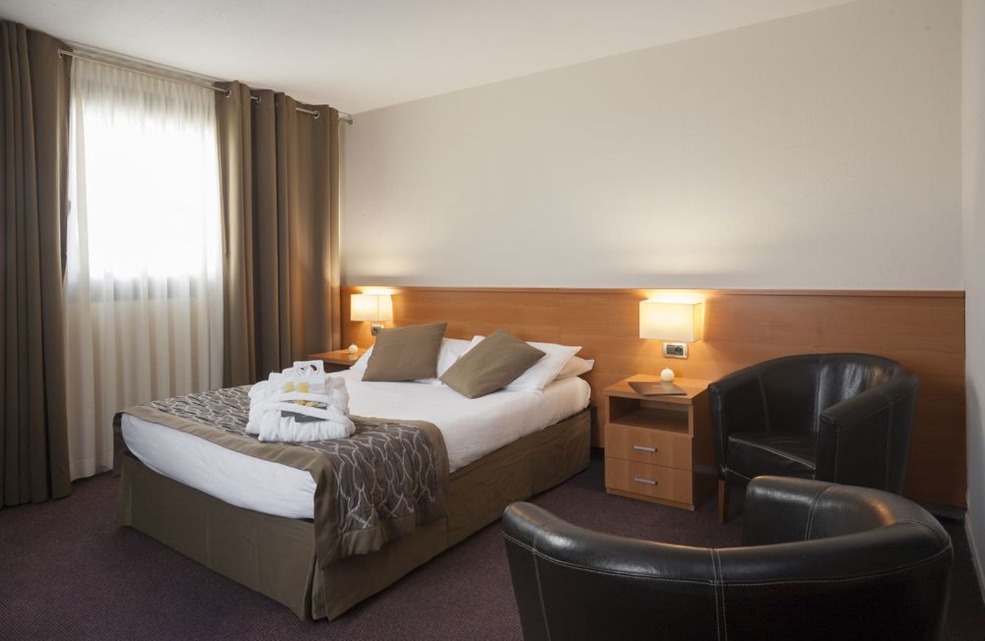 Apogia-Paris-Room-20