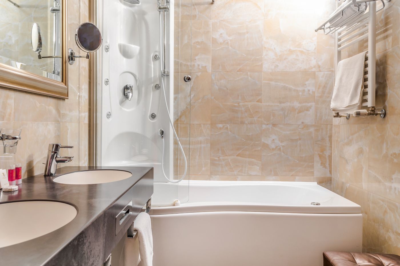 President-Solin-Room-35