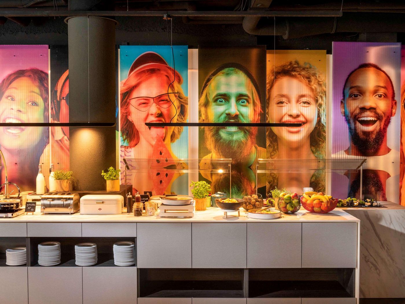 ibis-Styles-Berlin-Treptow-Restaurant-55