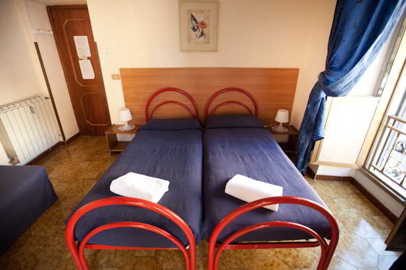 B & T Rooms Trani-Italy-ROME-Room-9