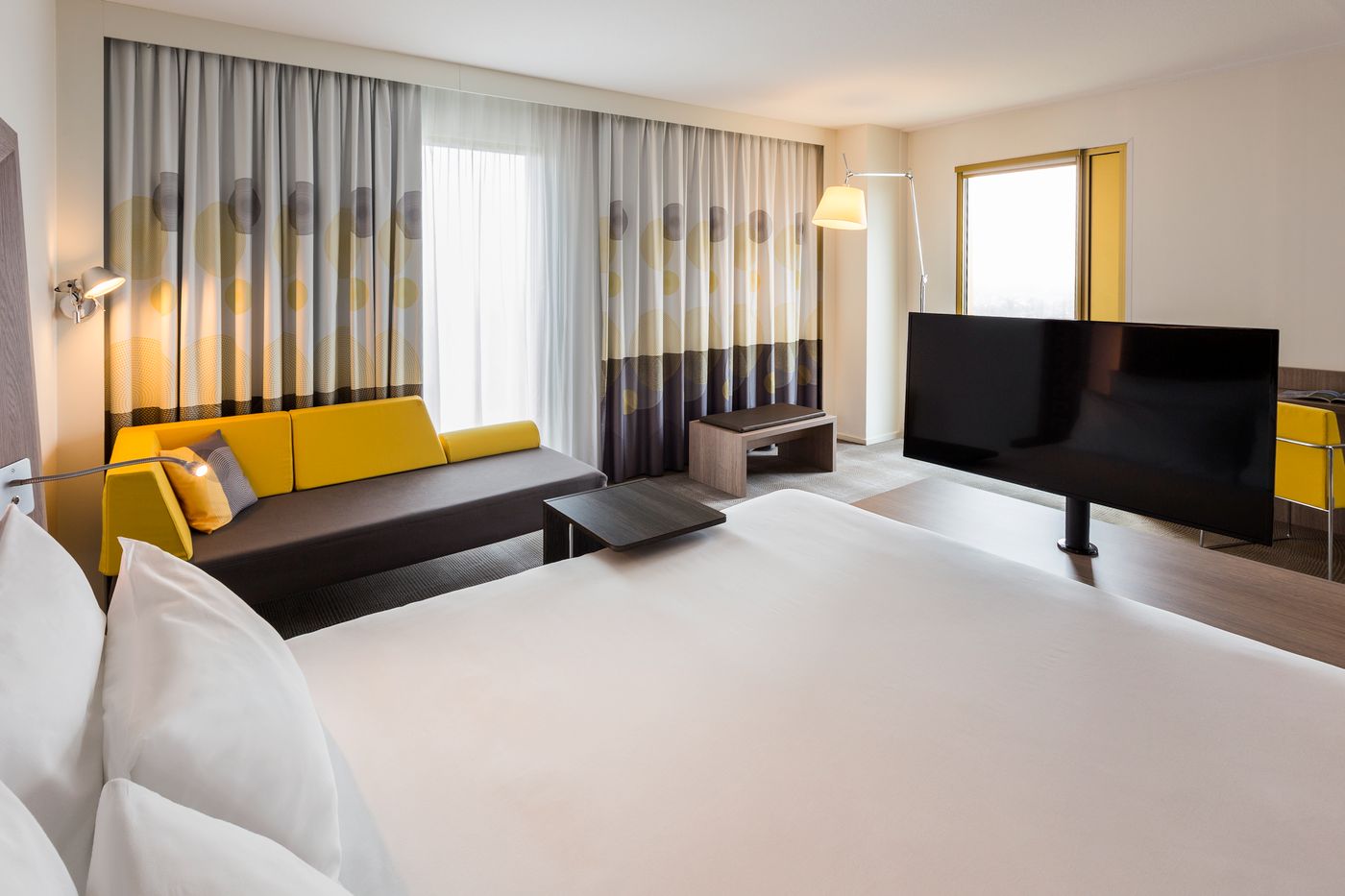 Novotel-Amsterdam-Schiphol-Airport-Room-9