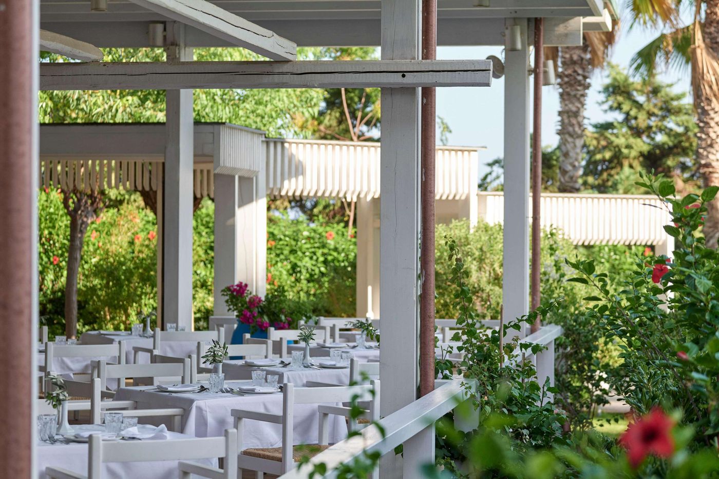 Esperos-Mare-Resort-Restaurant-11