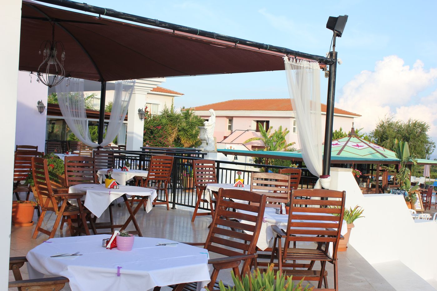 Akamanthea-Holiday-Village-Restaurant-21