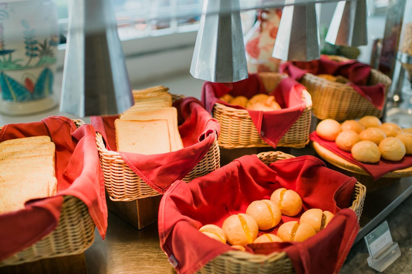 Hotel Santika Seminyak-Indonesia-Bali-Restaurant-8