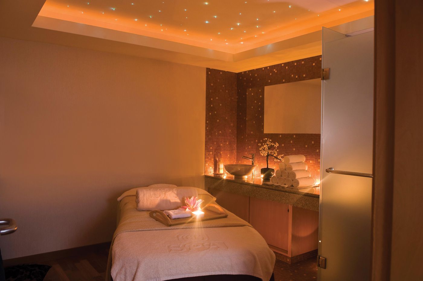 Constantinou-Bros-Asimina-Suites-Hotel---Adults-Only--16---Sports-and-Entertainment-45