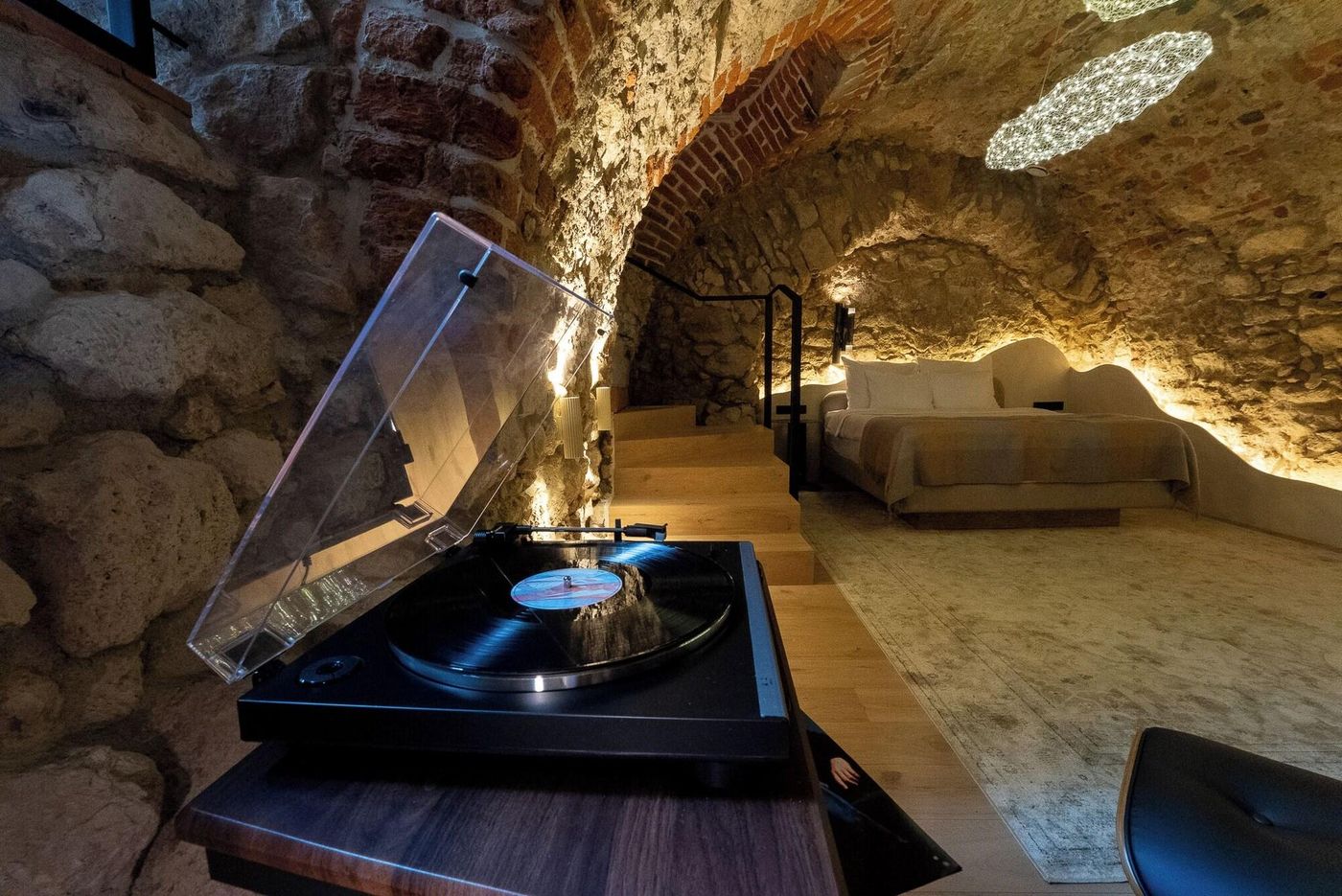 Nomadic-Urban-Premium-Suites-Room-77