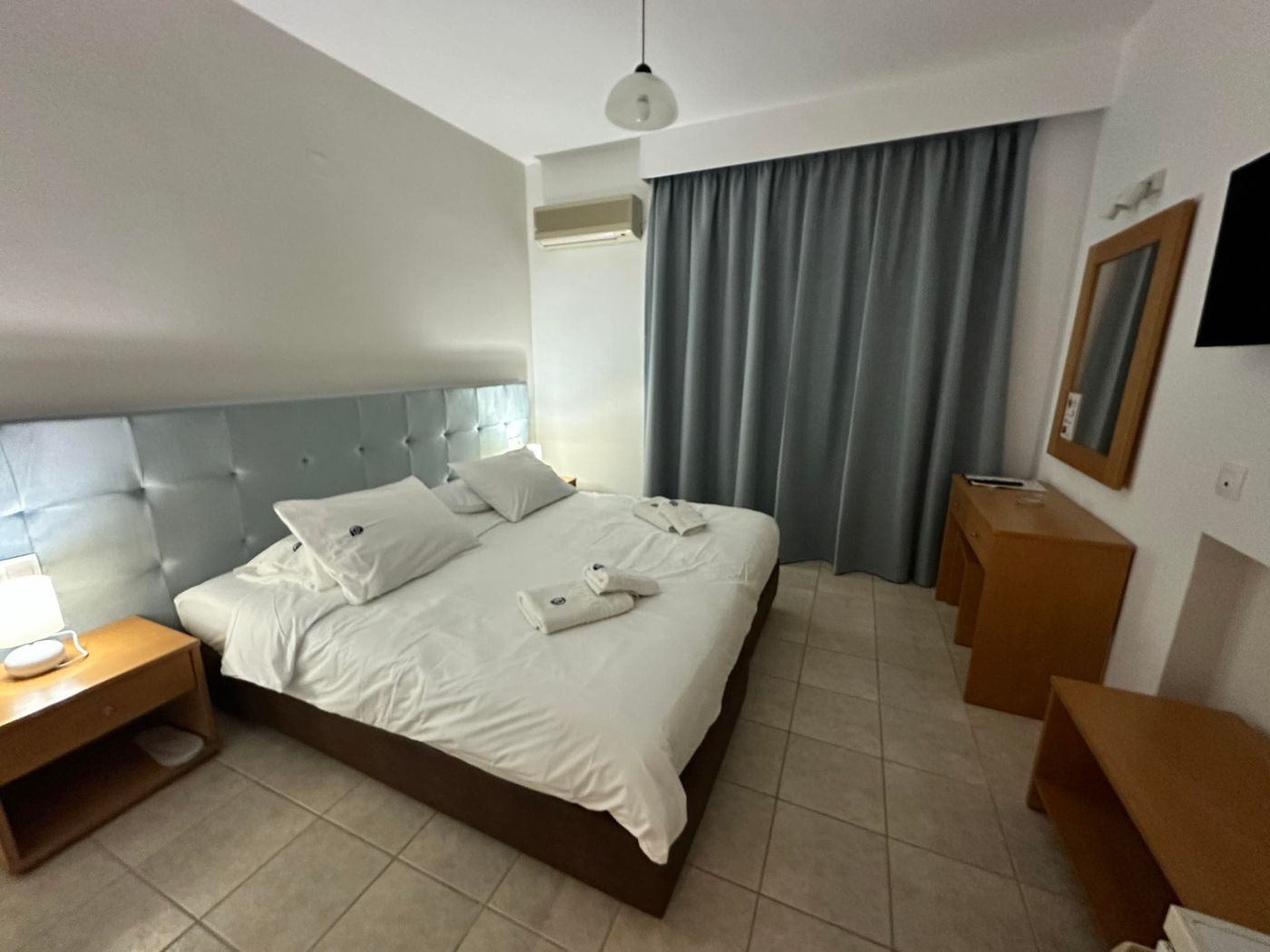 Castro-Hotel-Room-26