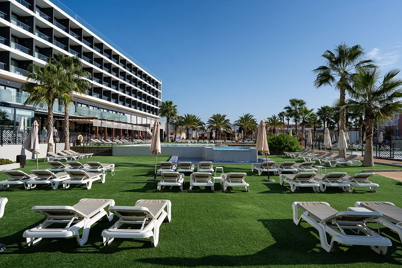 30 Degrees Hotel Dos Playas