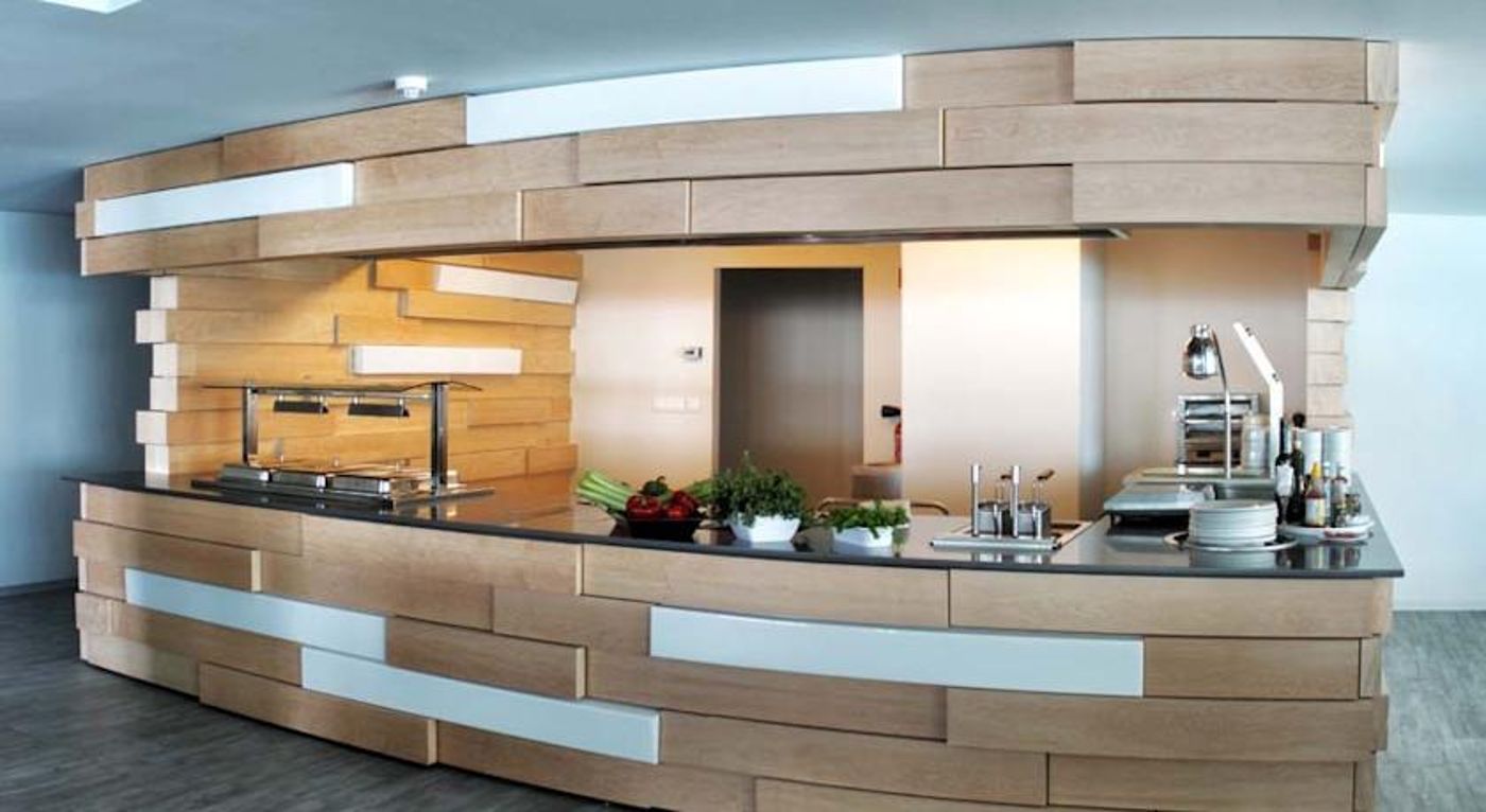 Four Views Monumental