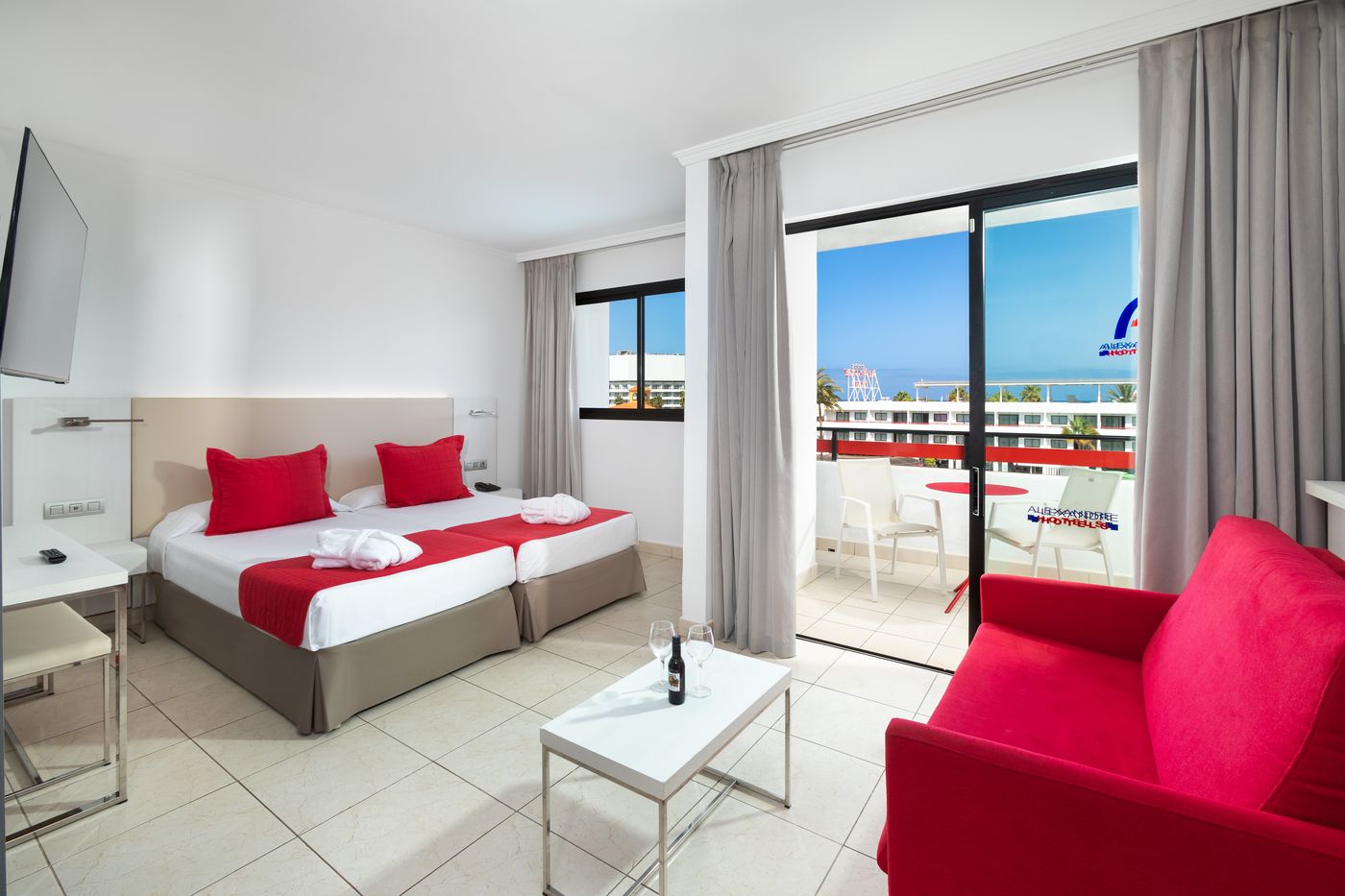 Alexandre-Hotel-La-Siesta-Room-19