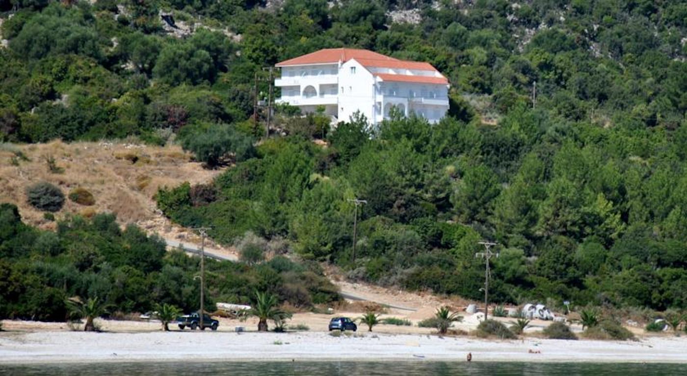 Filoxenia Hotel & Apartments