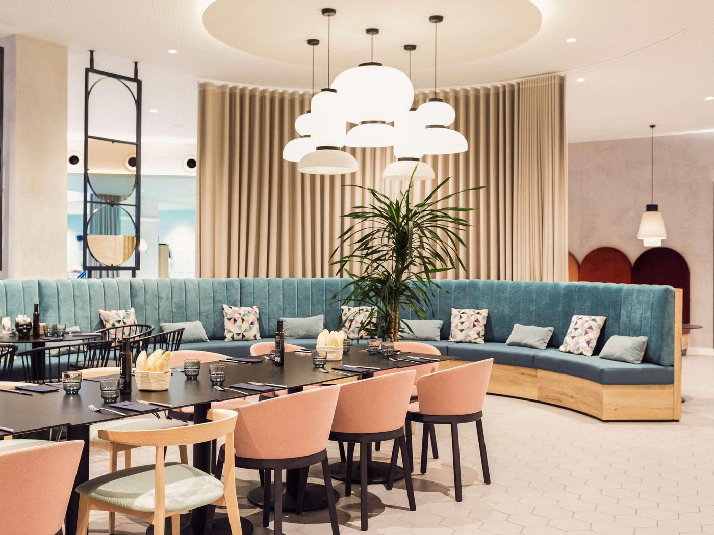 Novotel-Madrid-Campo-Naciones-Restaurant-15