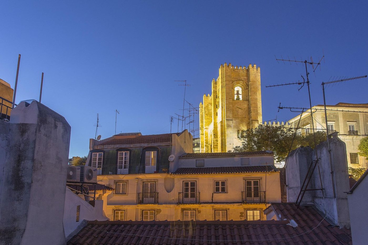 Emporium-Lisbon-Suites-Room-90