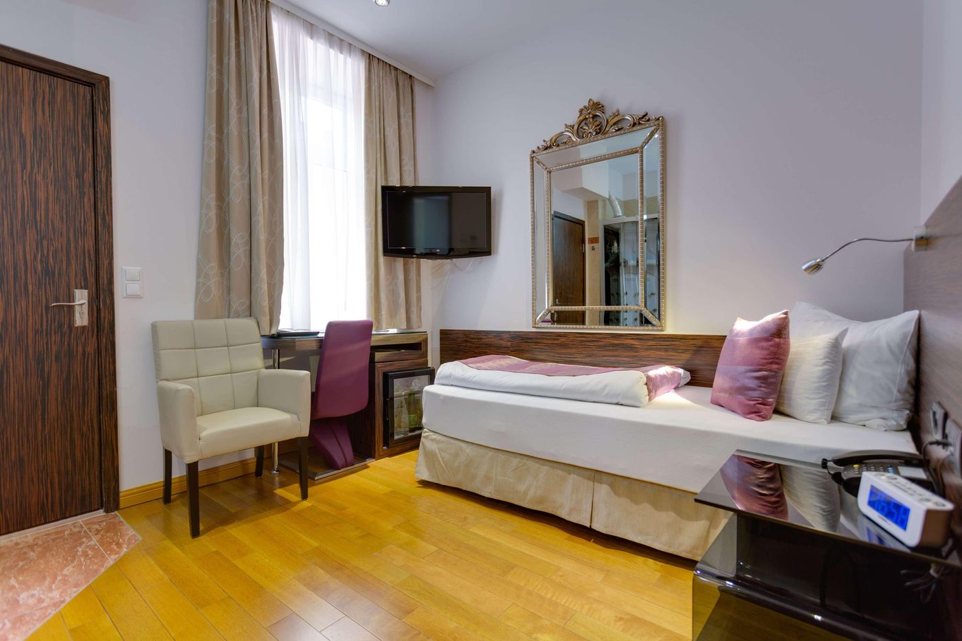 Best Western Plus Hotel Arcadia - Austria - Vienna - Room - 9